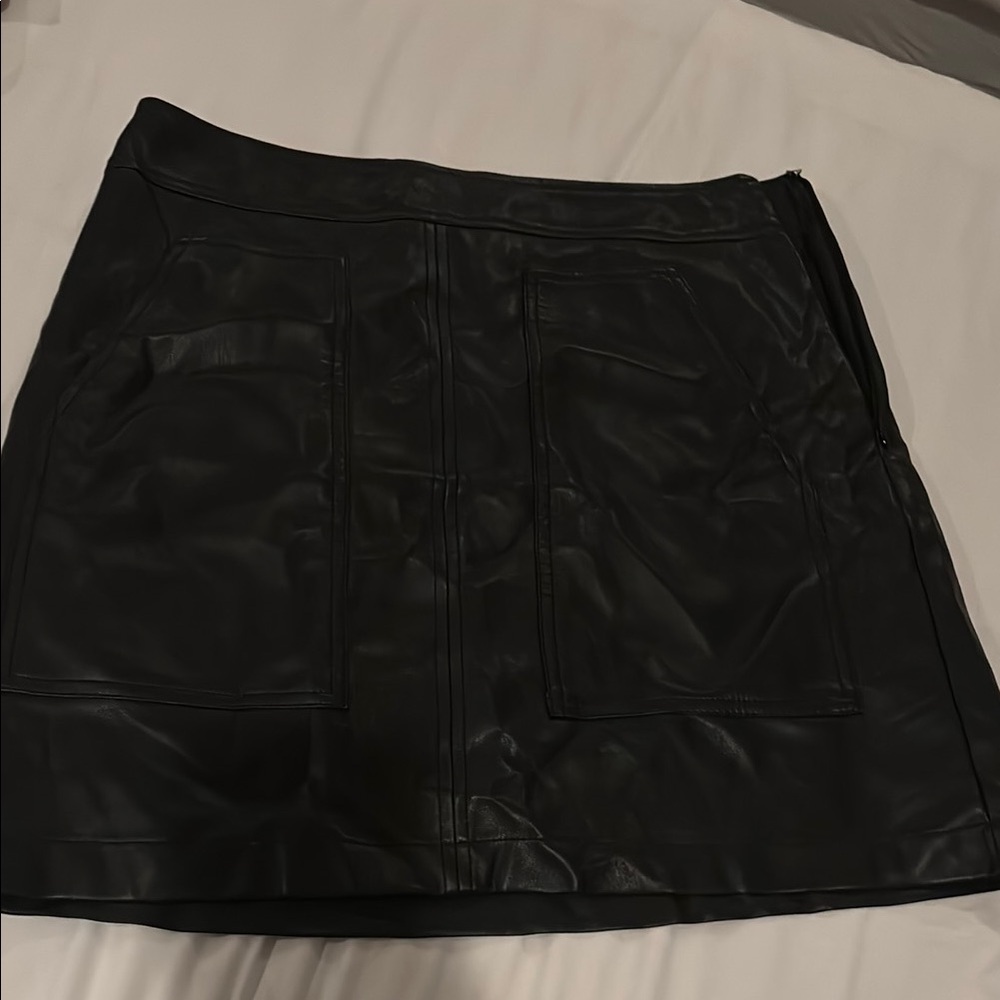 LOFT Black Mini Skirt